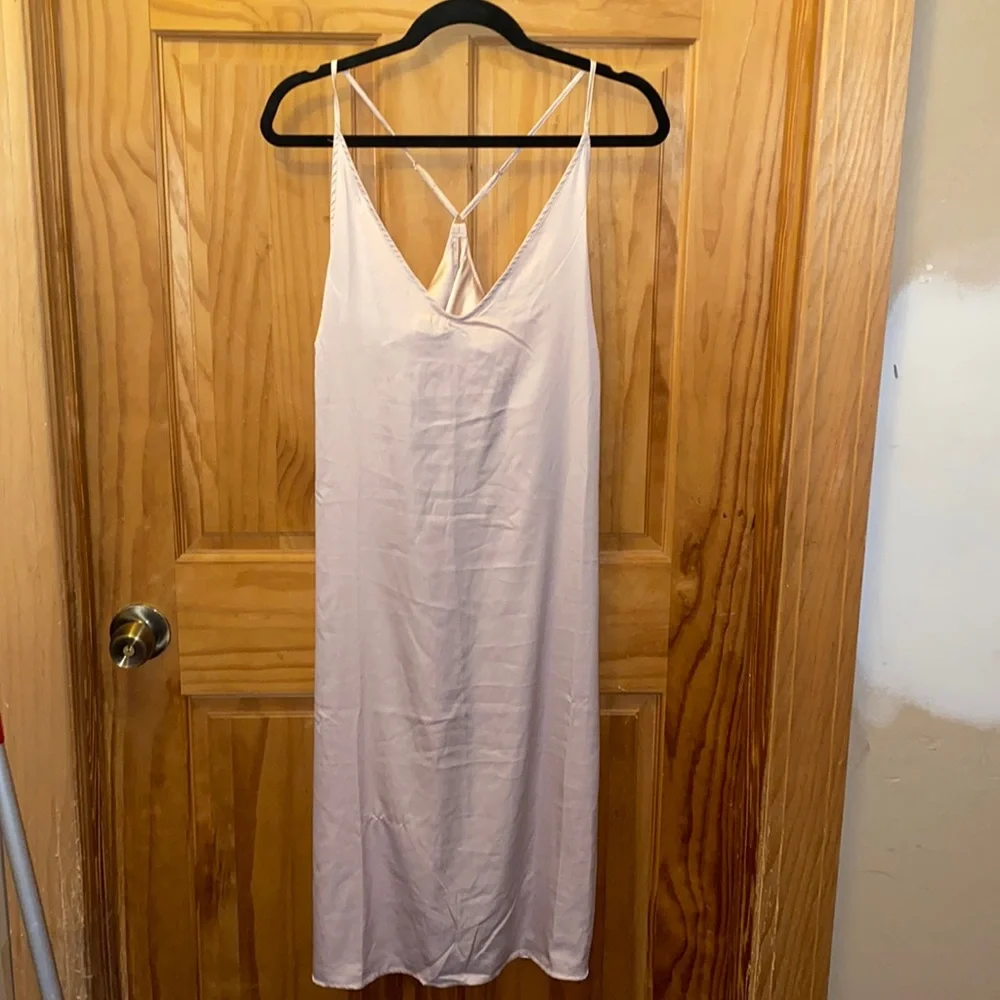 Night gown - Picture 1 of 6